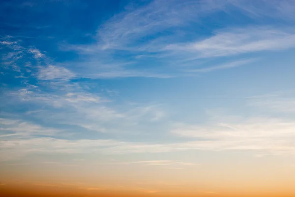Yumuşak mavi gökyüzü — Stok fotoğraf