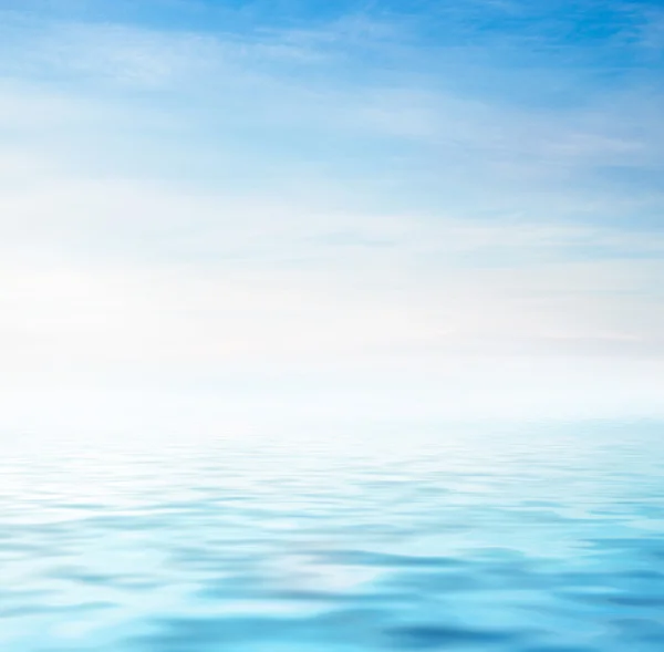 Perfect sky and water — Stock Photo, Image