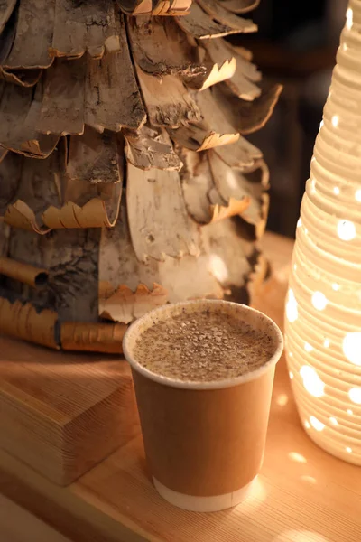 Kubek Papierowy Kawą Cukrem Pudrem — Zdjęcie stockowe