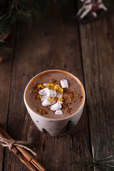Cacao Met Marshmallows Citrusschil Kerstachtergrond Rechtenvrije Stockafbeeldingen