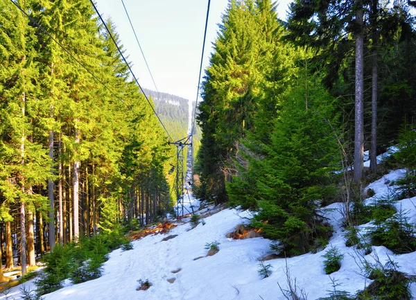 Teleferik tepe üzerinde — Stok fotoğraf