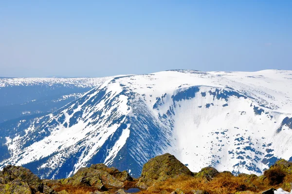 Schneehügel — Stockfoto