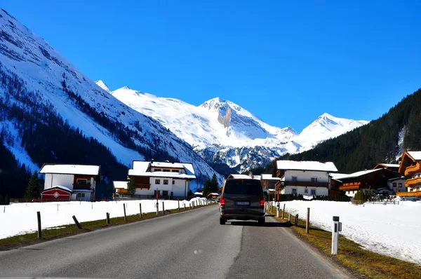 Apls yol — Stok fotoğraf