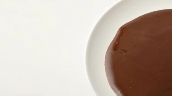 Talíř Plný Čokolády Tekutého Těsta — Stock fotografie