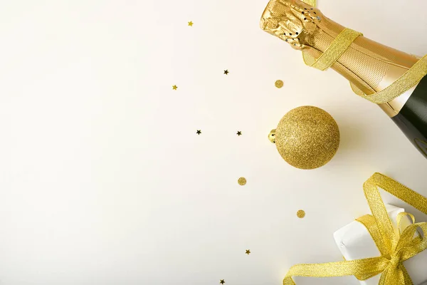 Christmas Season Party Concept Ball Gift Bottle Golden White Tones — Stock Photo, Image