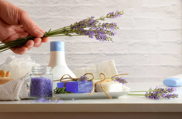 Shower Products Lavender Extract Elements Personal Hygiene White Table Hand — Stock Photo, Image