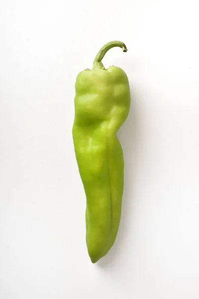 Detail Whole Mediterranean Green Bell Pepper Isolated White Table Vertical — Stock Photo, Image