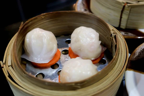 Snacks Chinos Con Camarones Rellenos Dim Sum Dumpling Chino Dumpling — Foto de Stock