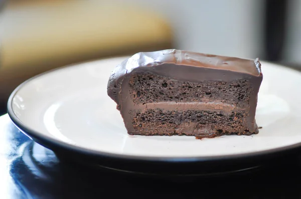 巧克力蛋糕或黑巧克力蛋糕或布朗尼 — 图库照片