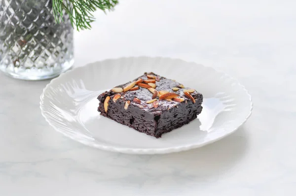 Brownie Chocolate Cake Almond Topping — Stock Photo, Image