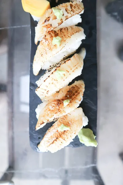 Sushi Sau Engawa Sushi Sau Sushi Pește Sushi Orez Acoperit — Fotografie, imagine de stoc