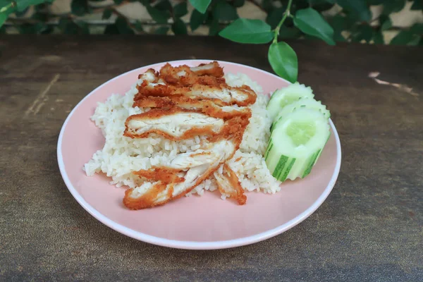 Nasi Ditaburi Dengan Nasi Ayam Atau Ayam Atau Ayam Goreng — Stok Foto
