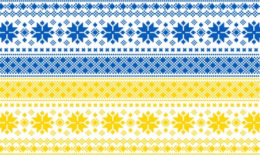 Beyaz arka planda ulusal renklerde örgü iğneleriyle işlenmiş Ukrayna süsü. Ukrayna bayrağı. Ukrayna nakış taşıyıcısı. Norveçli Jacquard. Ukrayna halk kıyafetleri. Nakış için desenler