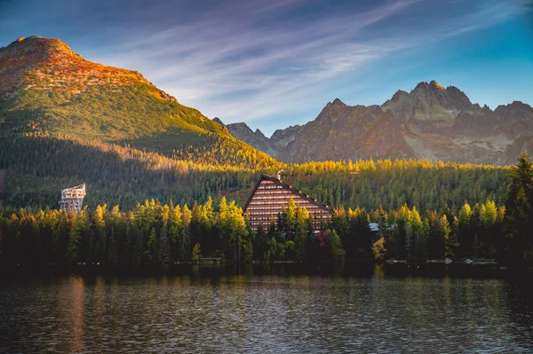 Paesaggio Lago Montagna Strbske Pleso Nel Parco Nazionale Alta Tatra — Foto Stock