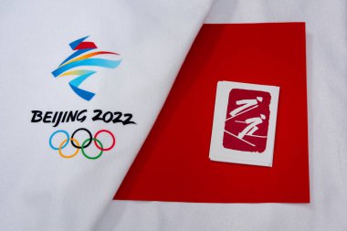 BEIJING, ÇİN, HAZİRAN 1, 2022: Pekin 2022, Çin 'de kış olimpiyatları için İskandinav Birleşik Olimpiyat Piktogramı. Orijinal Duvar Kağıdı, Boşluğu düzenle