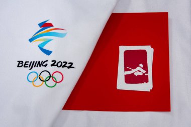 BEIJING, ÇİN, HAZİRAN 1, 2022: Pekin 2022, Çin 'de Kış Olimpiyatları için Curling Resmi Olimpiyat Piktogramı. Orijinal Duvar Kağıdı, Boşluğu düzenle