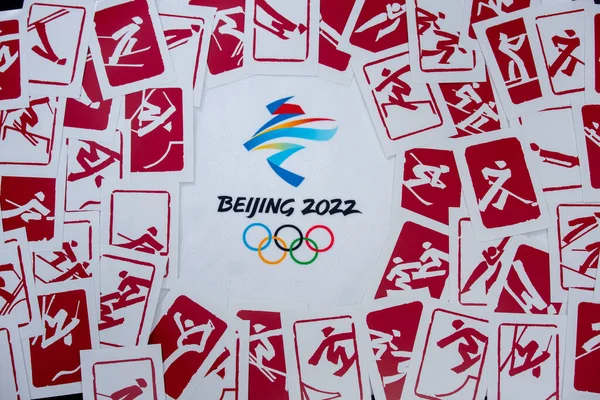 2022年1月1日 中国北京 2022年北京冬季奥运会的背景 背景中所有运动的红色象形文字 — 图库照片
