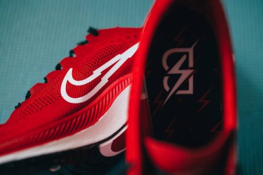 Paris, Frances, 3 Mayıs. 2022: Nike ZoomX Dragonfly Çivileri, Bowerman Koşu Kulübü