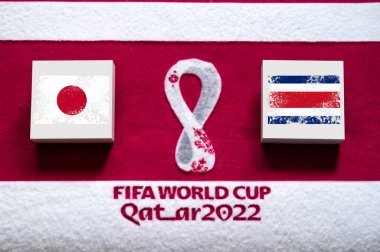 DOHA, Katar, 3. Grup E: Kosta Rika 'ya karşı Japonya, Katar 2022' de Ahme FIFA Dünya Kupası, ulusal bayraklarla futbol maçı, düzenleme alanı ile pankart. Futbol duvar kâğıdı