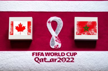 DOHA, Katar, 3. F Grubu Fas 'a karşı, Al Thumama Stadyumu, Al Khor, Katar 2022 FIFA Dünya Kupası, ulusal bayraklarla futbol maçı, düzenleme alanı ile pankart. Futbol duvar kâğıdı