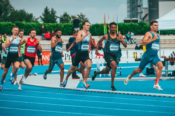 Samorin Slovakia July Track Field Professional 800M Race Athletes Running — Stockfoto