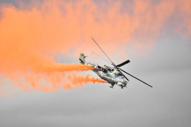 NATO Günleri, OSTRAVA, Çek Cumhuriyeti-18 Eylül 2021: Leos Janacek Havalimanı Ostrava 'da Mi-24 Çek Hava Kuvvetleri. Mi-24 büyük bir helikopter, saldırı helikopteri..