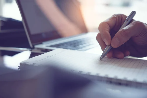 Business Man Hand Write His Work Plan Paper Notebook Pen — Foto Stock