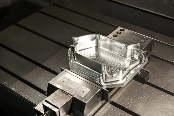 Endüstriyel metal kalıp boş. metal işleme. CNC teknolojisi.