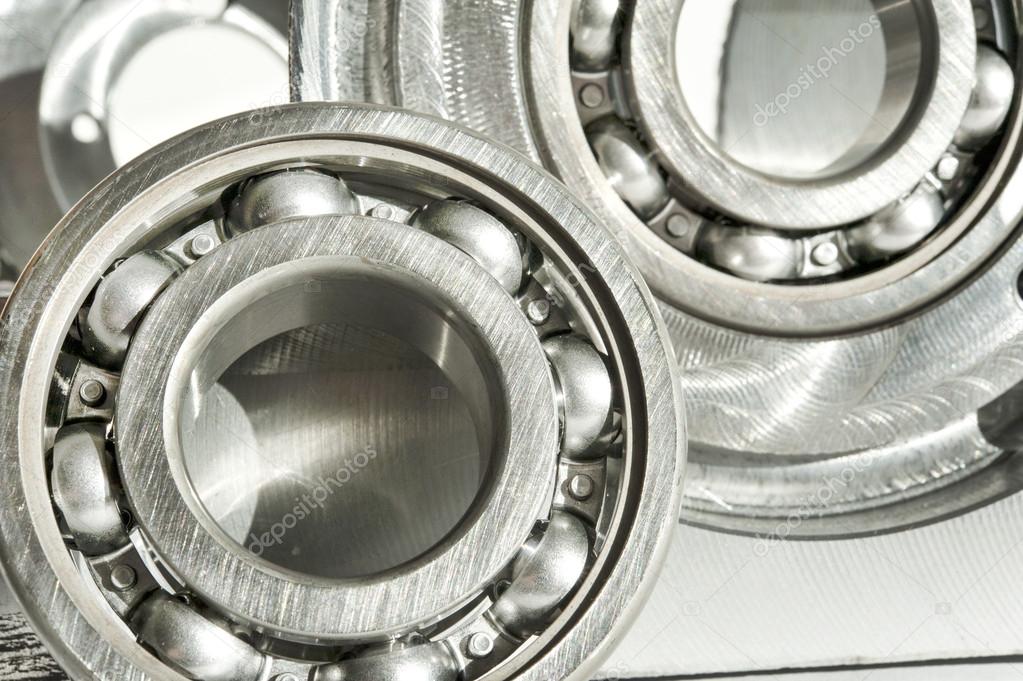 Metal bearings. CNC technology, mechanical engineering. — Stock Photo