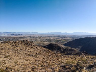 Ryan Dağı 'nın tepesinden Joshua Tree Ulusal Parkı, Kaliforniya.
