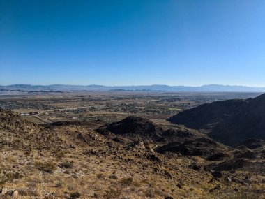 Ryan Dağı 'nın tepesinden Joshua Tree Ulusal Parkı, Kaliforniya.