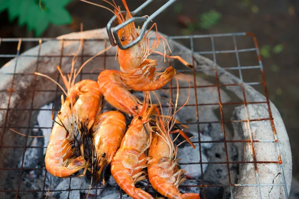 Fırında Karides Izgara Bbq Deniz Ürünleri Açık Hava Yemekleri Kömür — Stok fotoğraf