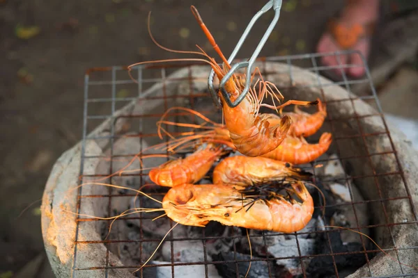 Fırında Karides Izgara Bbq Deniz Ürünleri Açık Hava Yemekleri Kömür — Stok fotoğraf