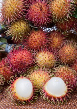 soyulmuş tüylü meyve rambutan Endonezya