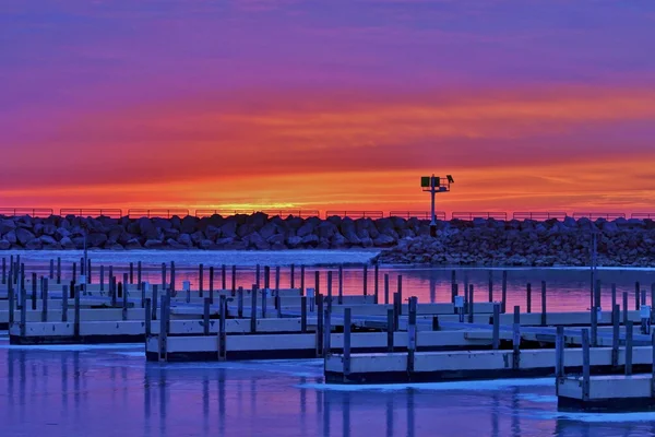 Harbor gündoğumu — Stok fotoğraf