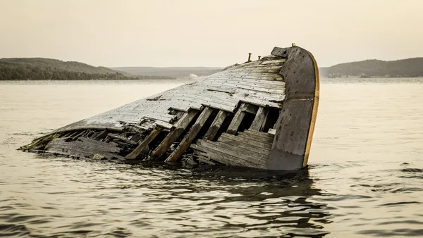 Hořejší jezero ztroskotání — Stock fotografie