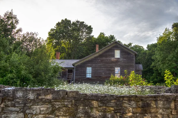 Century Old Cottage — Stock Photo, Image