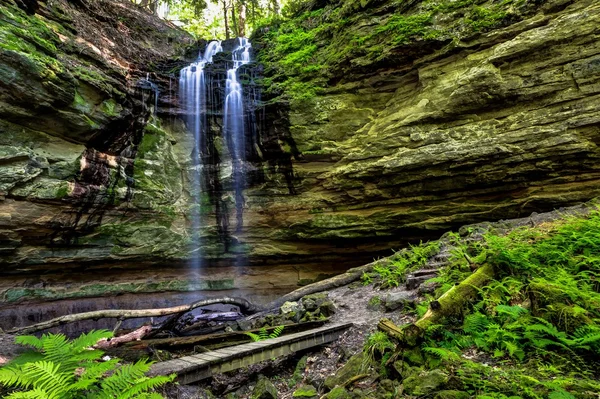 Memorial Falls — Stock Photo, Image