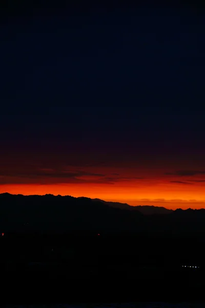 Beijing Xishan nubes y sol — Foto de Stock