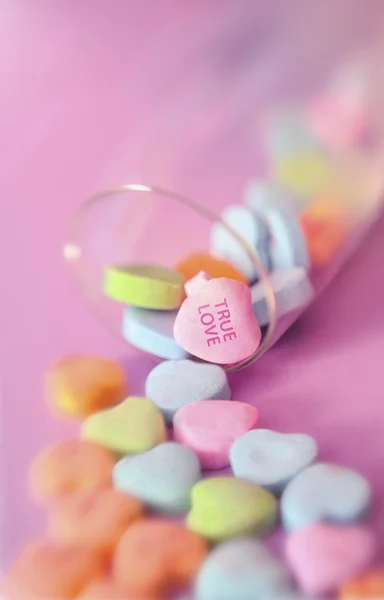 True Love on a Valentine 's Day candy heart . Лицензионные Стоковые Изображения