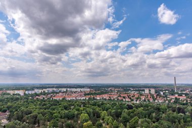 Saksafoncu Almanya 'daki Leipzig şehri. Yukarıdan manzaralı.