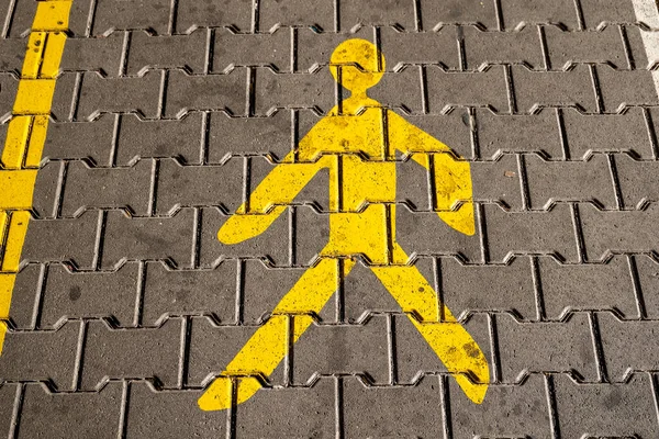 Yellow Symbol Walking Path City — Zdjęcie stockowe