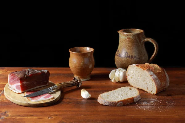 siyah arka plan ile snack