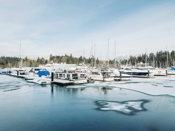 Vancouver Canadá Dezembro 2021 Uma Vista Doca Congelada Com Barcos — Fotografia de Stock