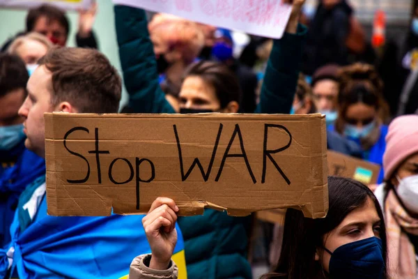 Ванкувер Канада Февраля 2022 Вид Знака Stop War Время Митинга — стоковое фото