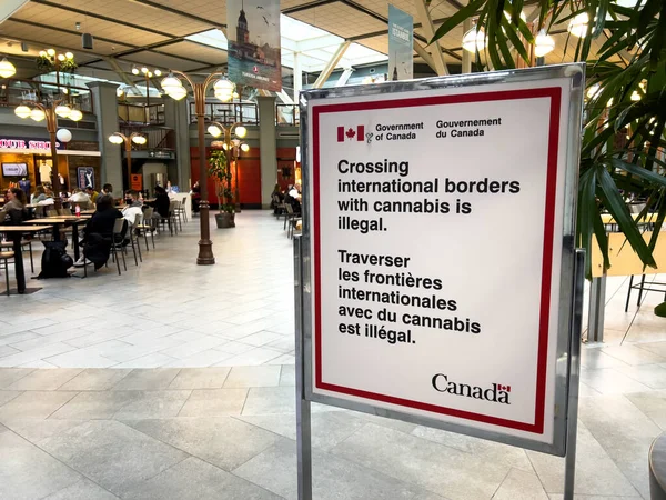 Vancouver Canada January 2022 View Sign Crossing International Borders Cannabis — Stock Photo, Image