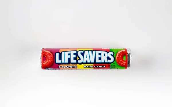 Yuvarlak Life Savers sert şekeri.