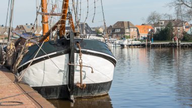 tarihi flatboat olld Harbor zwartsluis, Hollanda