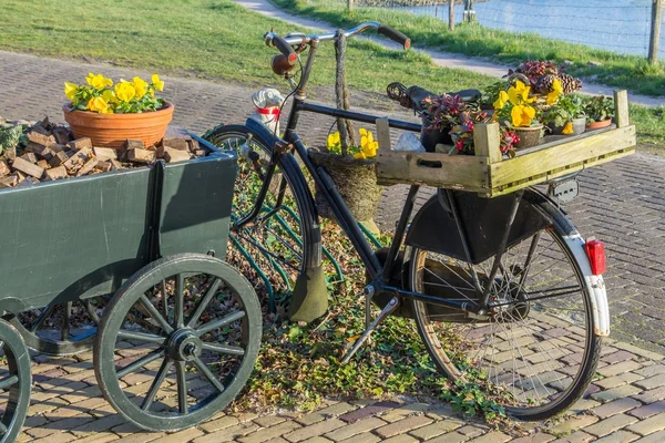 Altes holländisches Fahrrad — Stockfoto