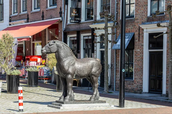 Paardensculptuur VIanen in Nederland — Stockfoto